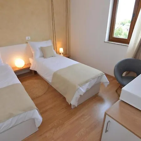 Natura Hotel Vilanija