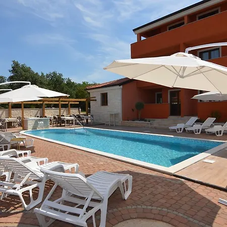 Natura 3* Vilanija