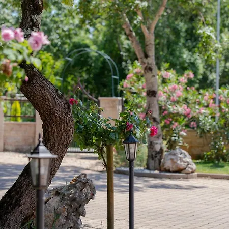 Natura Hotel Vilanija