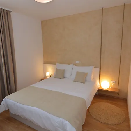 Natura Hotel Vilanija
