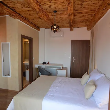 Hotel Natura Vilanija