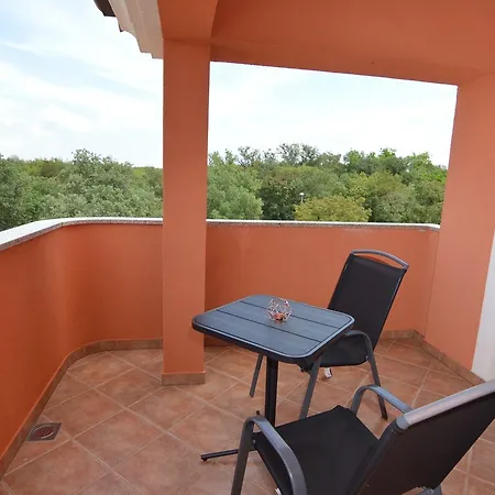 Natura Hotel Vilanija