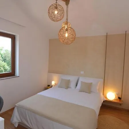 Natura Hotel 3*